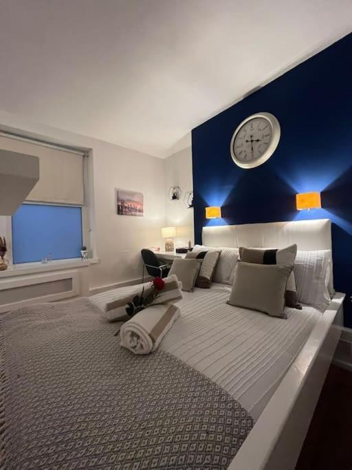 Modern Studio In Barbican Ec1 - Blue - F4 Лондон Екстер'єр фото